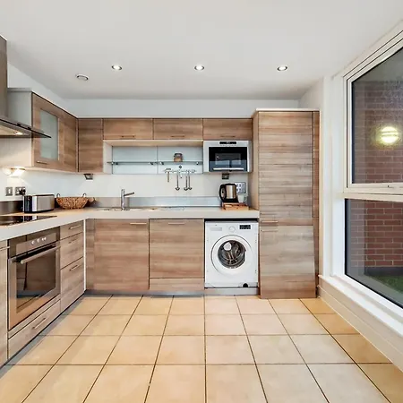 Deluxe Two Bed Apartment With River & City View London Exterior photo